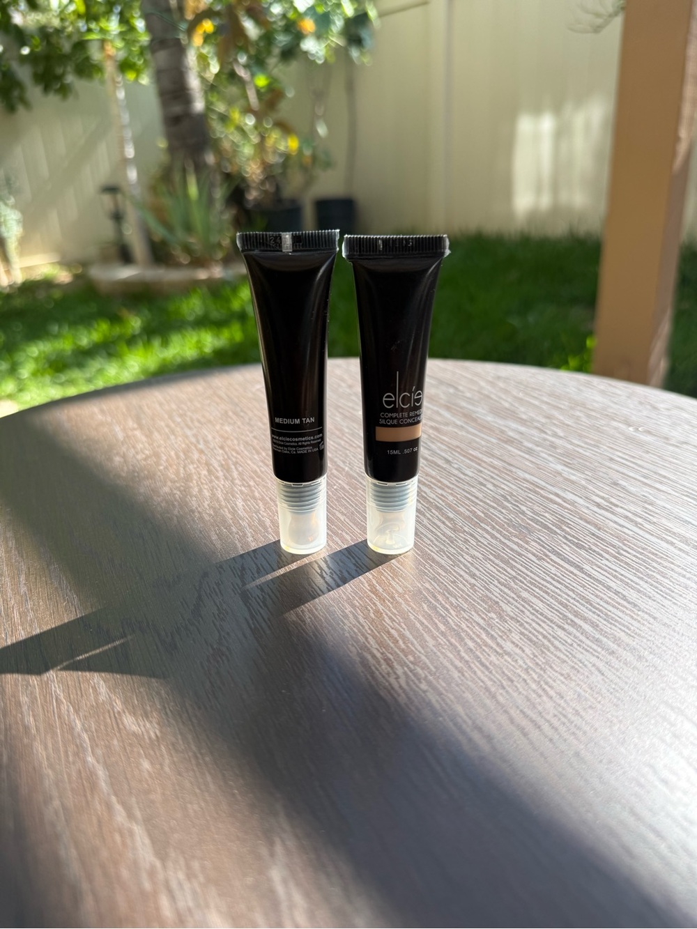 elcie cometics complete remedy silque concealer Medium NWOB